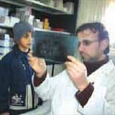 فايز أبو عيد:المؤسسات الصحية في مخيم اليرموك
